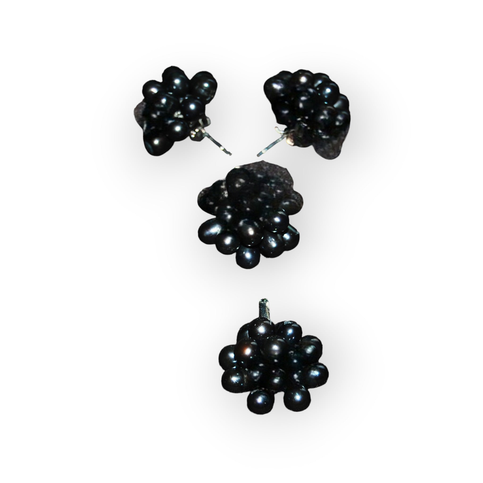 Deep Blue Pearl Earing Set (Black Pearl)