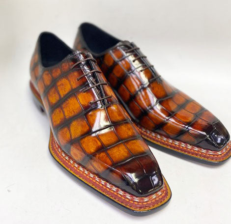 Style: Ghost-Cognac