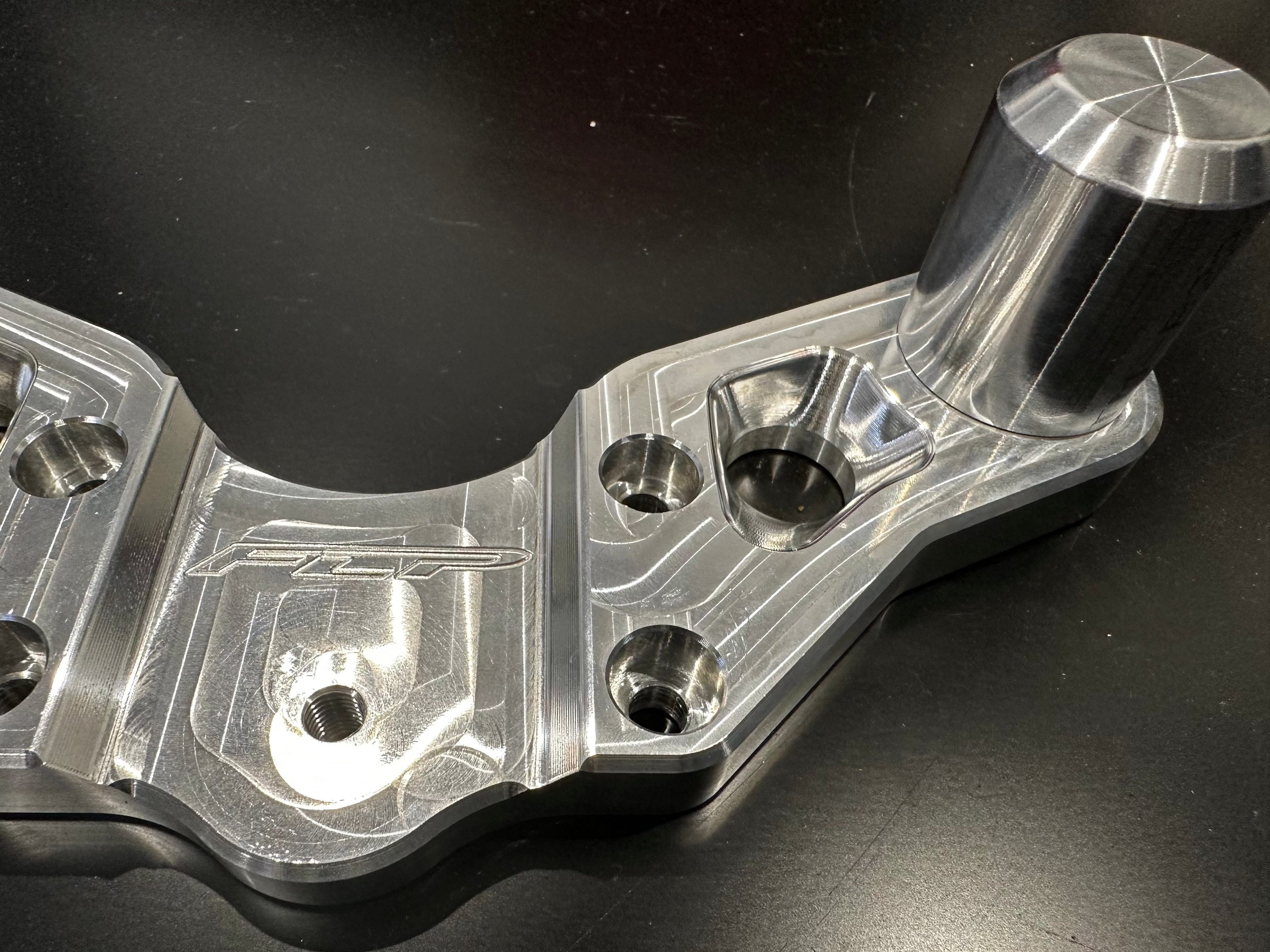 FLP Ruckus | Grom Lusso Handlebar Plate