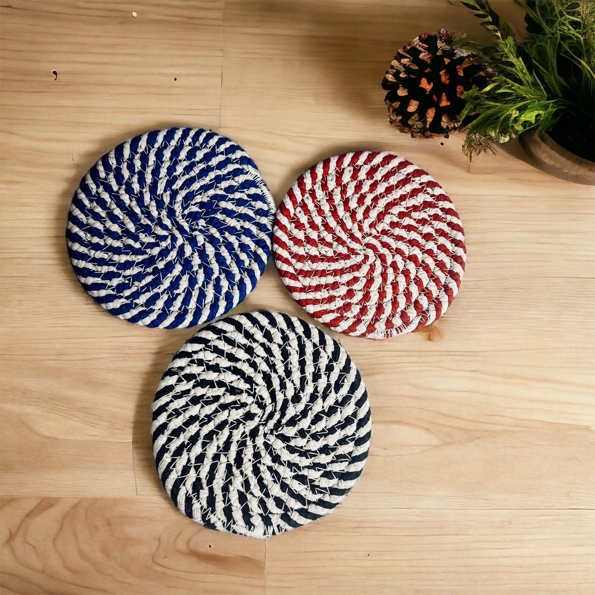 Blue Braided Holiday Coaster Set 4 Pack Candy Cane Stripe Table Protectors Absorbent Drink Mats