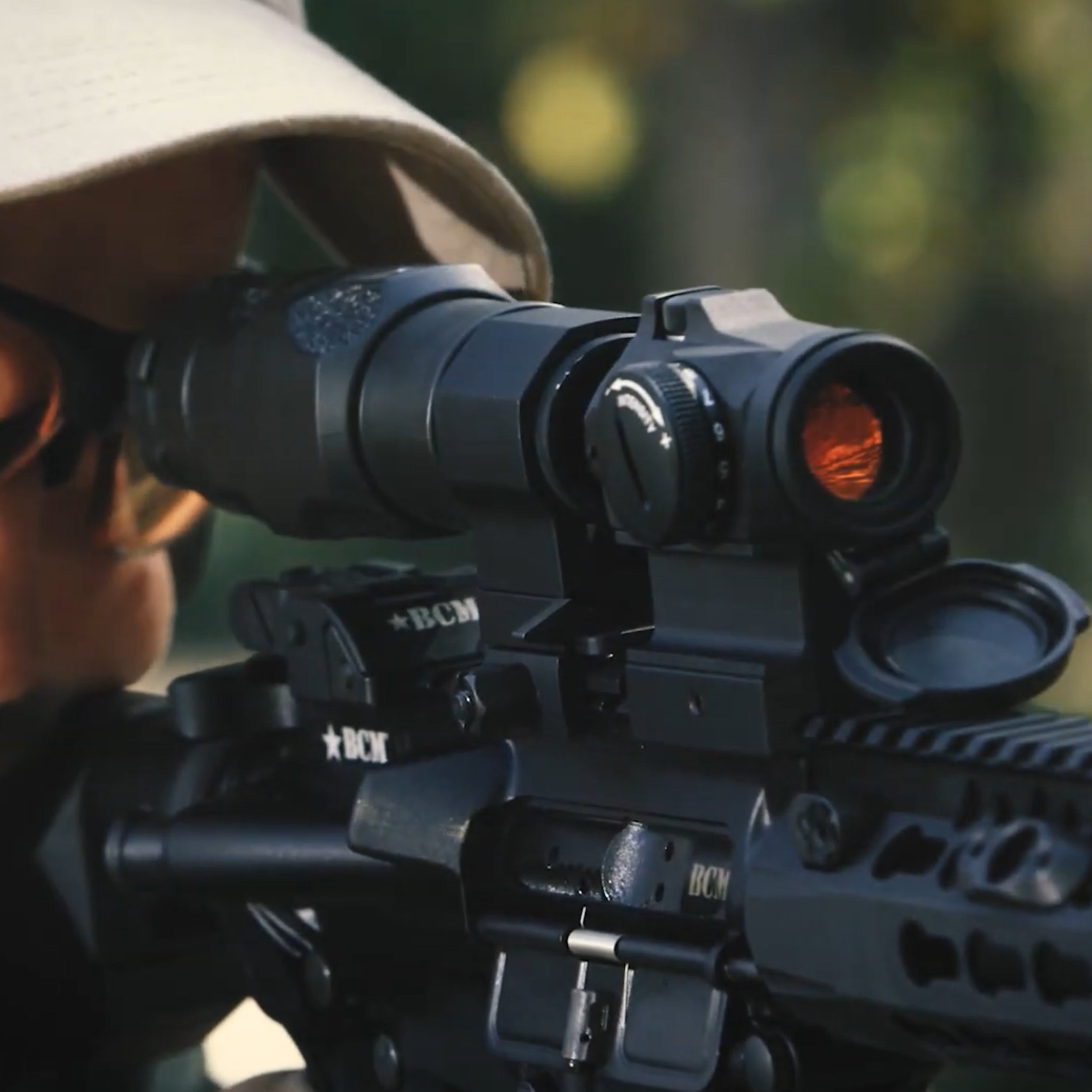 Aimpoint 6x Magnifier | No Re-Zeroing for Instant Magnification | Shockproof & Waterproof