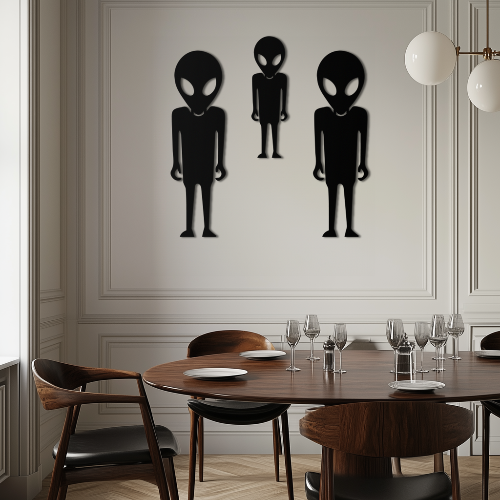 Metal Wall Art Alien Trio Silhouettes - Sci-Fi Futuristic Design