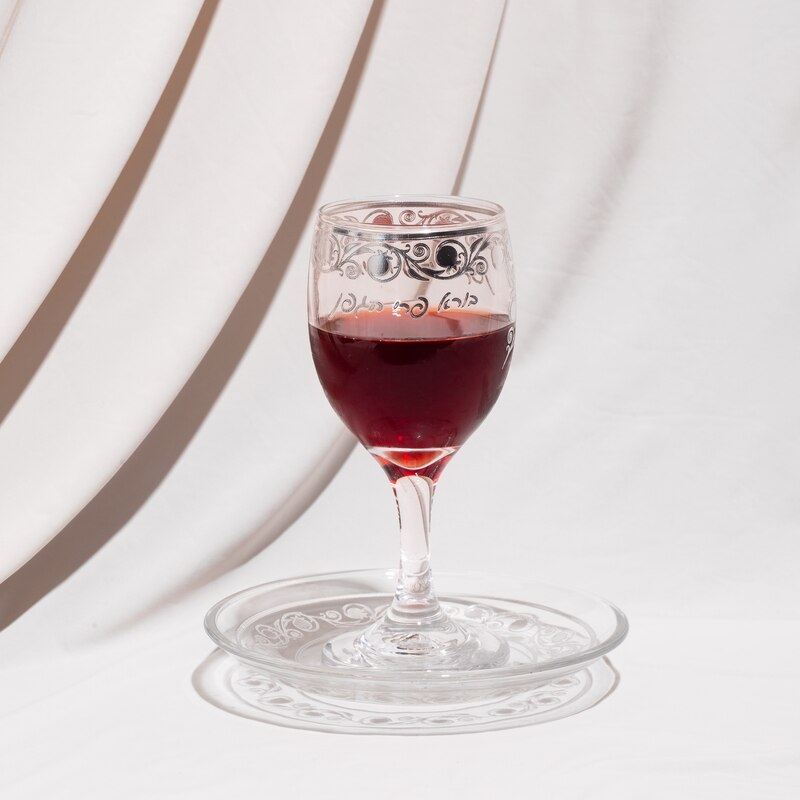 Classic transparent Kiddush cup