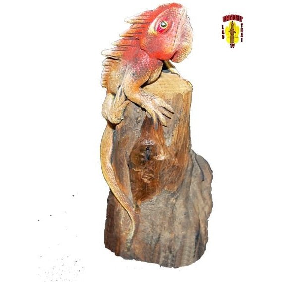 Lifelike Iguana on a Log 6" Tall