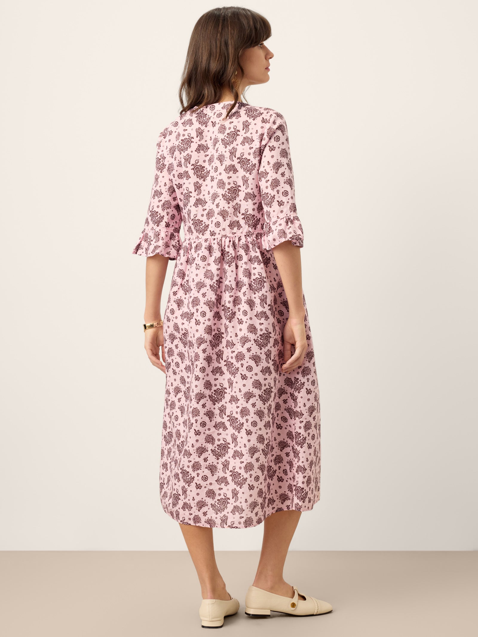 Linen Paisley Pintucked Ruffle-Cuff Midi Dress MAELYN