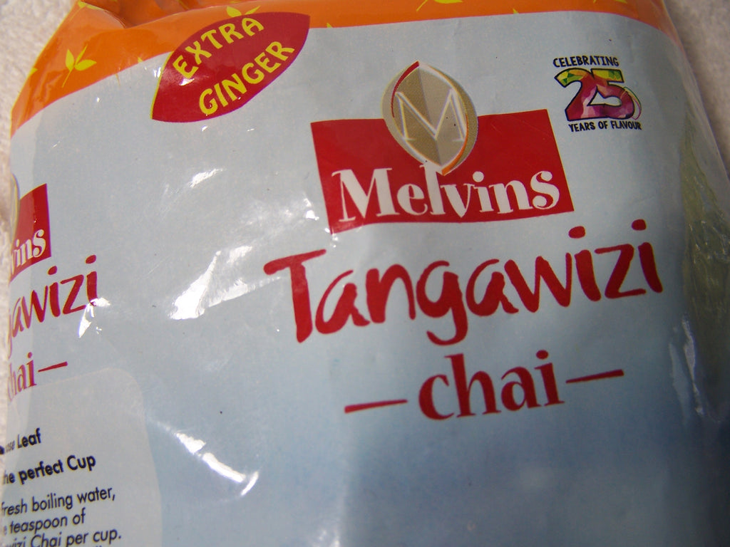 Melvins Tangawizi Chai 500g extra ginger loose-leaf black tea close-up front label