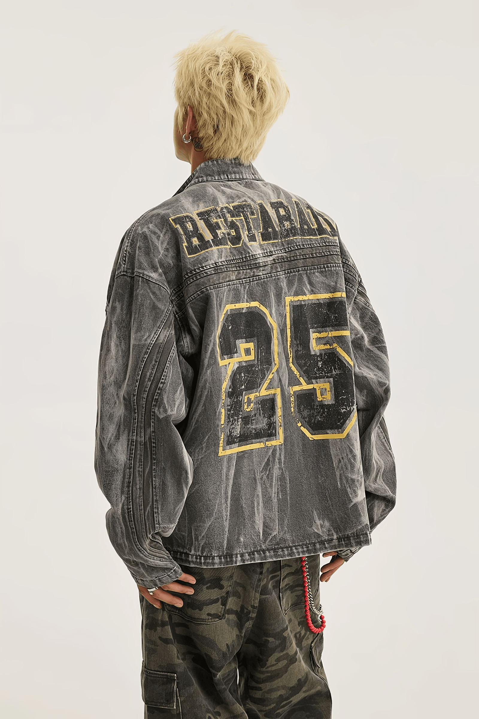 Winter Loose Graffiti Denim Jacket – Distressed & Motorcycle Style