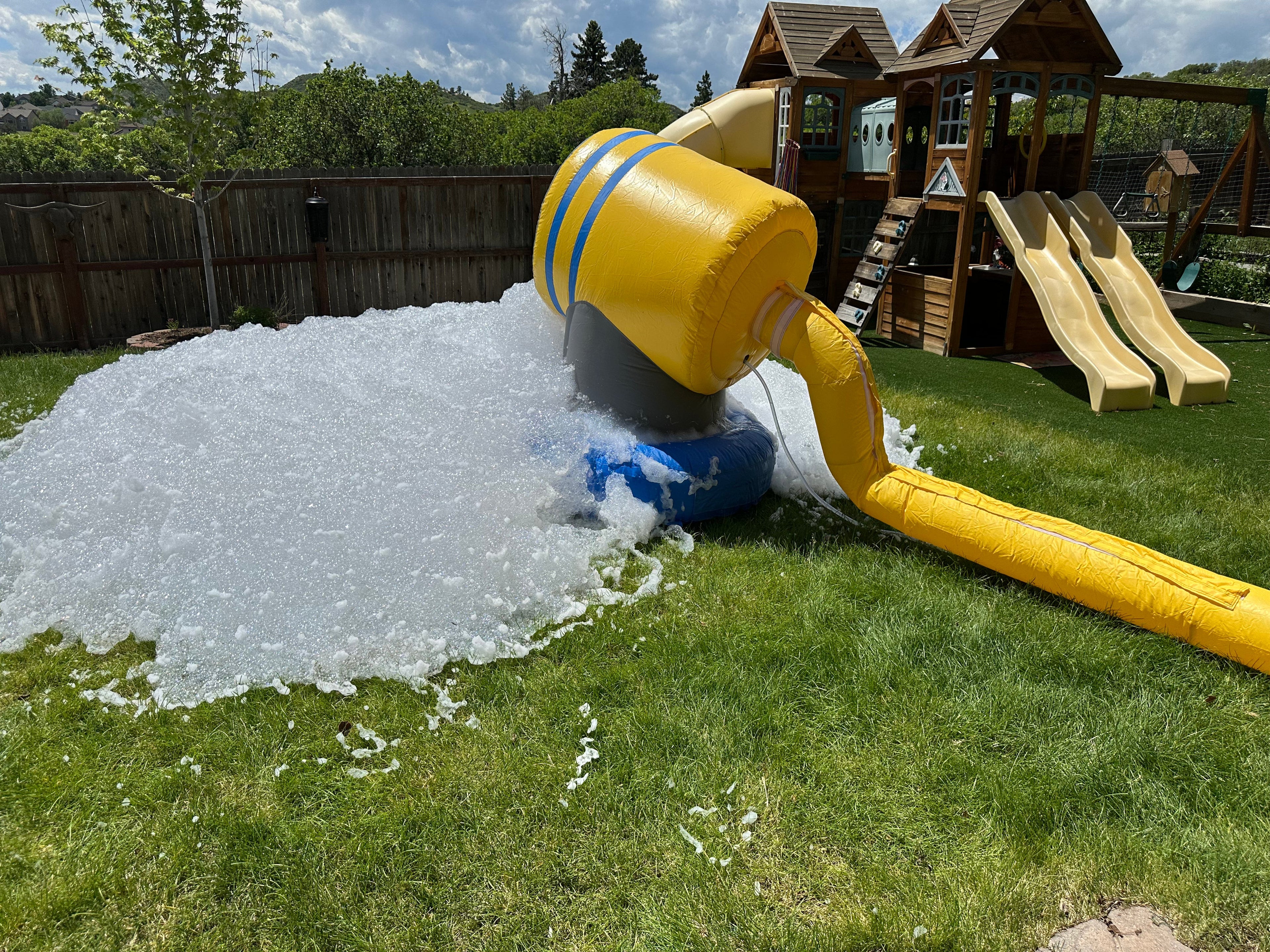 FOAM POWDER PACKS; 80 POWDER PACKS + free foam inflatable Bubble Unit