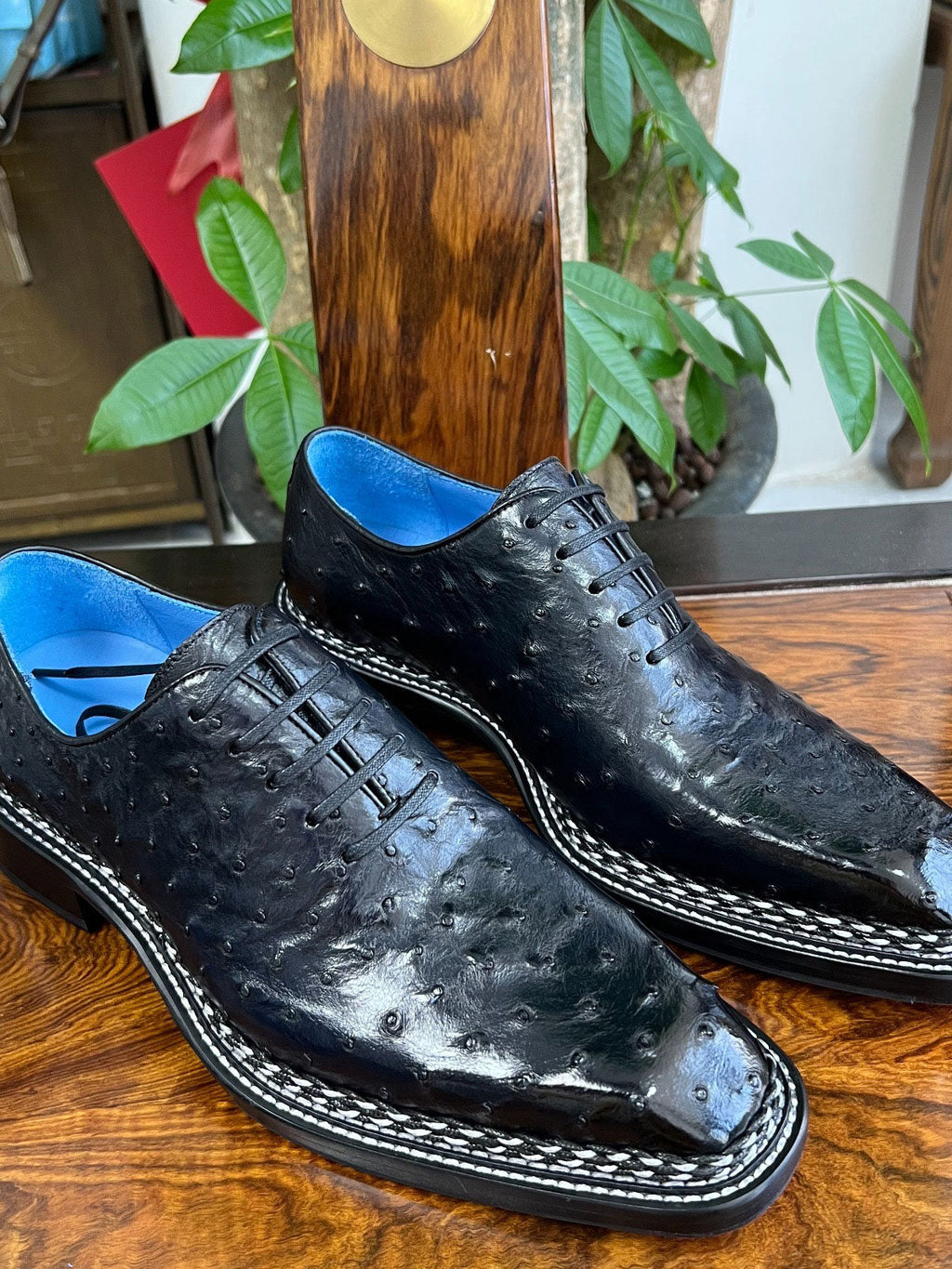 Style: Ostrich Lover-Black