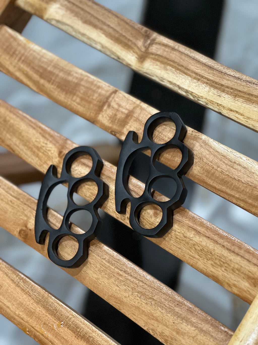 Custom Handmade Black Steel Knuckle Duster with Belt Loop Leather Case - Solid Brass Construction
