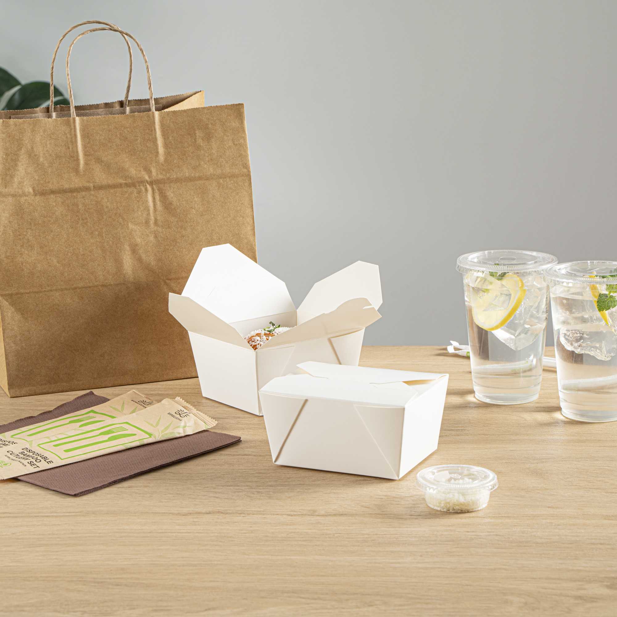 Bio Tek 30 oz Rectangle White Paper #1 Bio Box Take Out Container - 5" x 4" x 2 1/2" - 200 count box