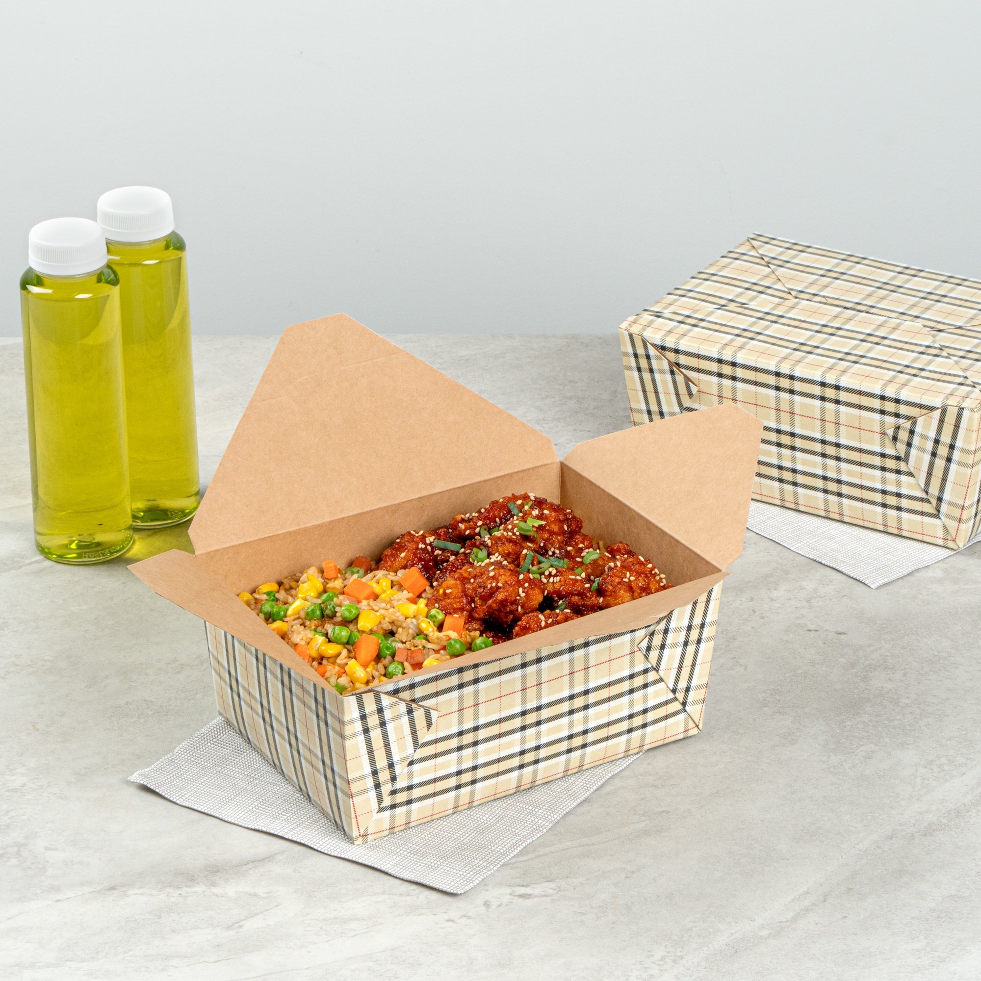 Bio Tek 98 oz Plaid Paper #4 Bio Box Take Out Container - 8 1/2" x 6 1/4" x 3 1/2" - 200 count box