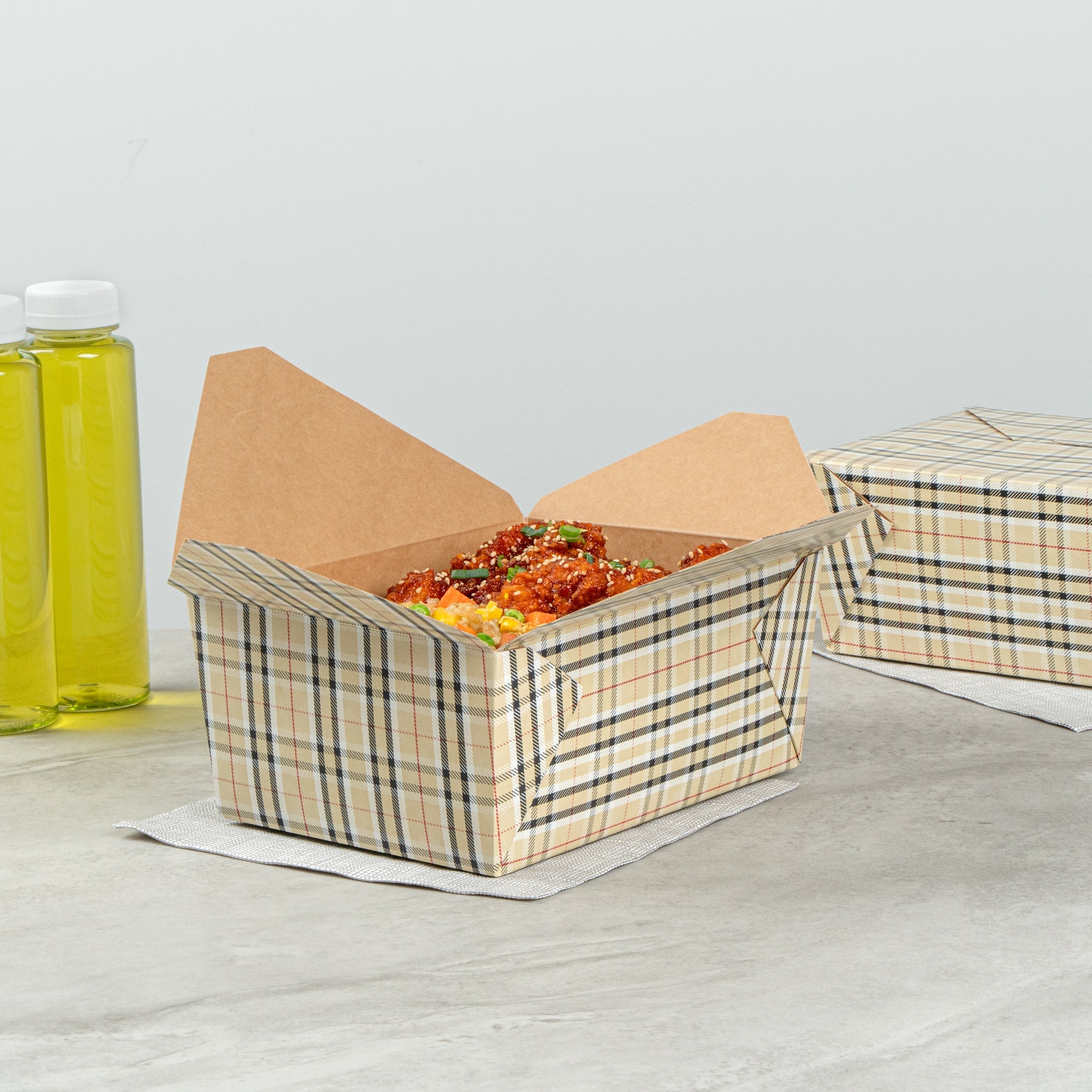 Bio Tek 98 oz Plaid Paper #4 Bio Box Take Out Container - 8 1/2" x 6 1/4" x 3 1/2" - 200 count box