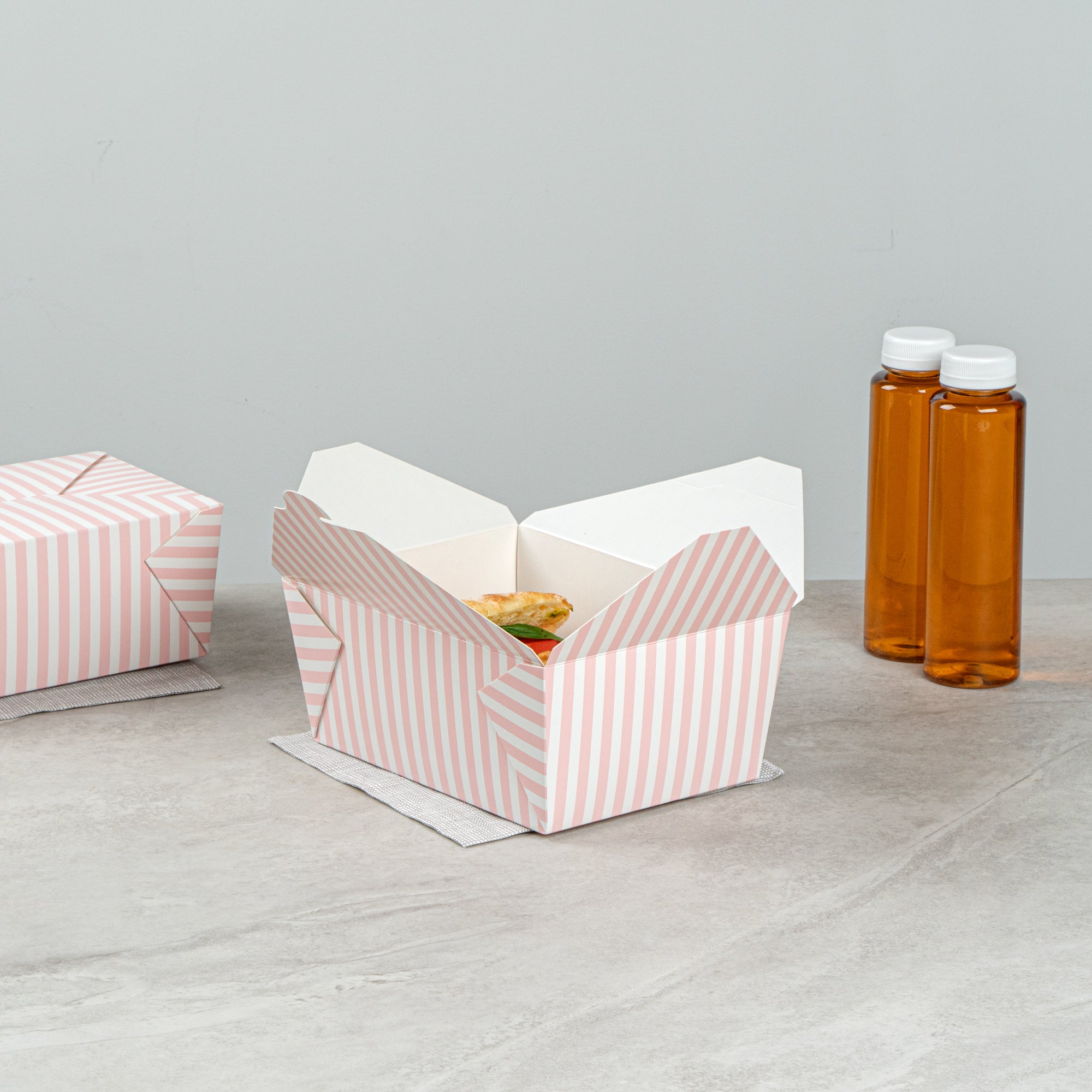 Bio Tek 98 oz Pink and White Stripe Paper #4 Bio Box Take Out Container - 8 1/2" x 6 1/4" x 3 1/2" - 200 count box