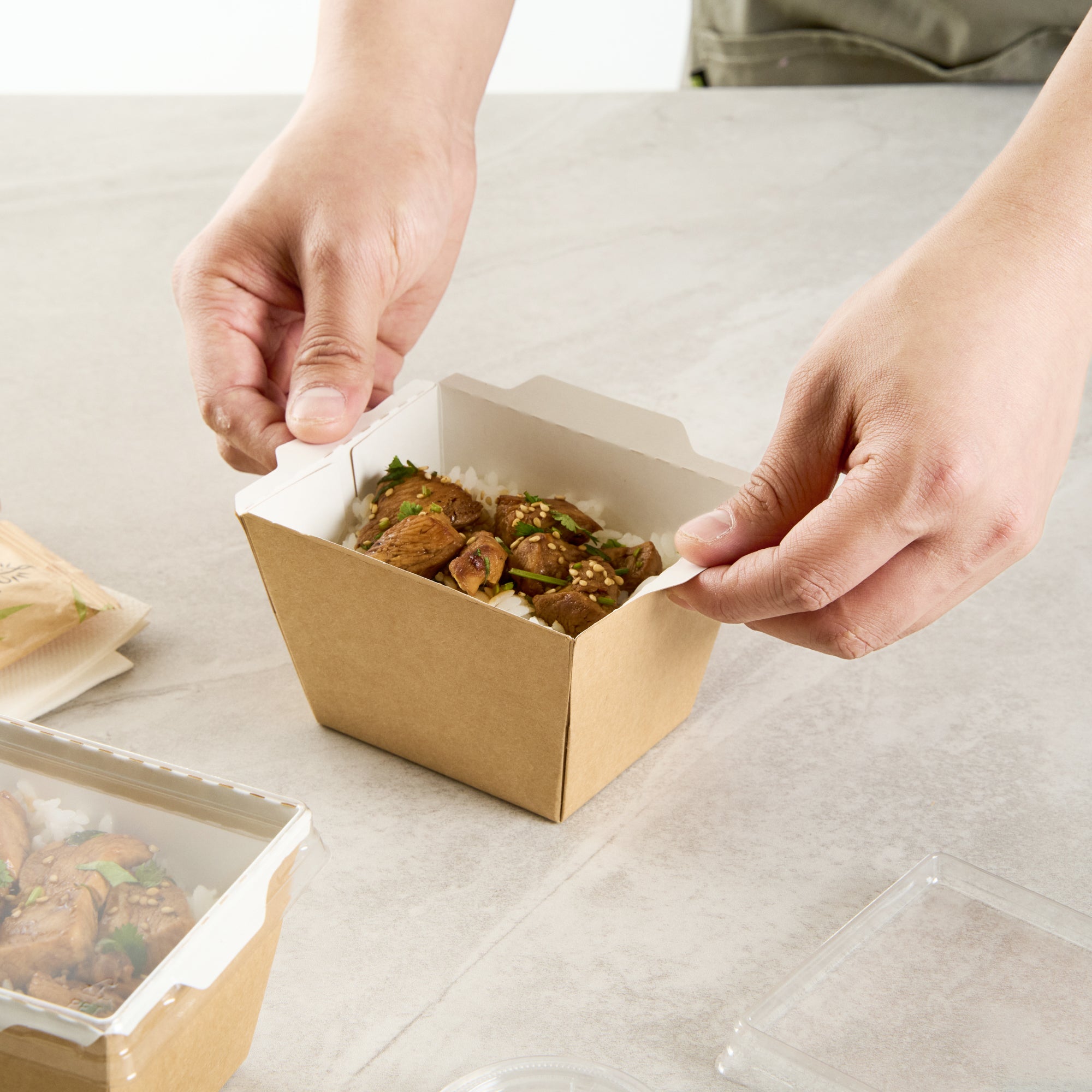Cafe Vision 17 oz Rectangle Kraft Paper Small Click Lock Container - 4 1/4" x 3 1/4" x 2 3/4" - 50 count box