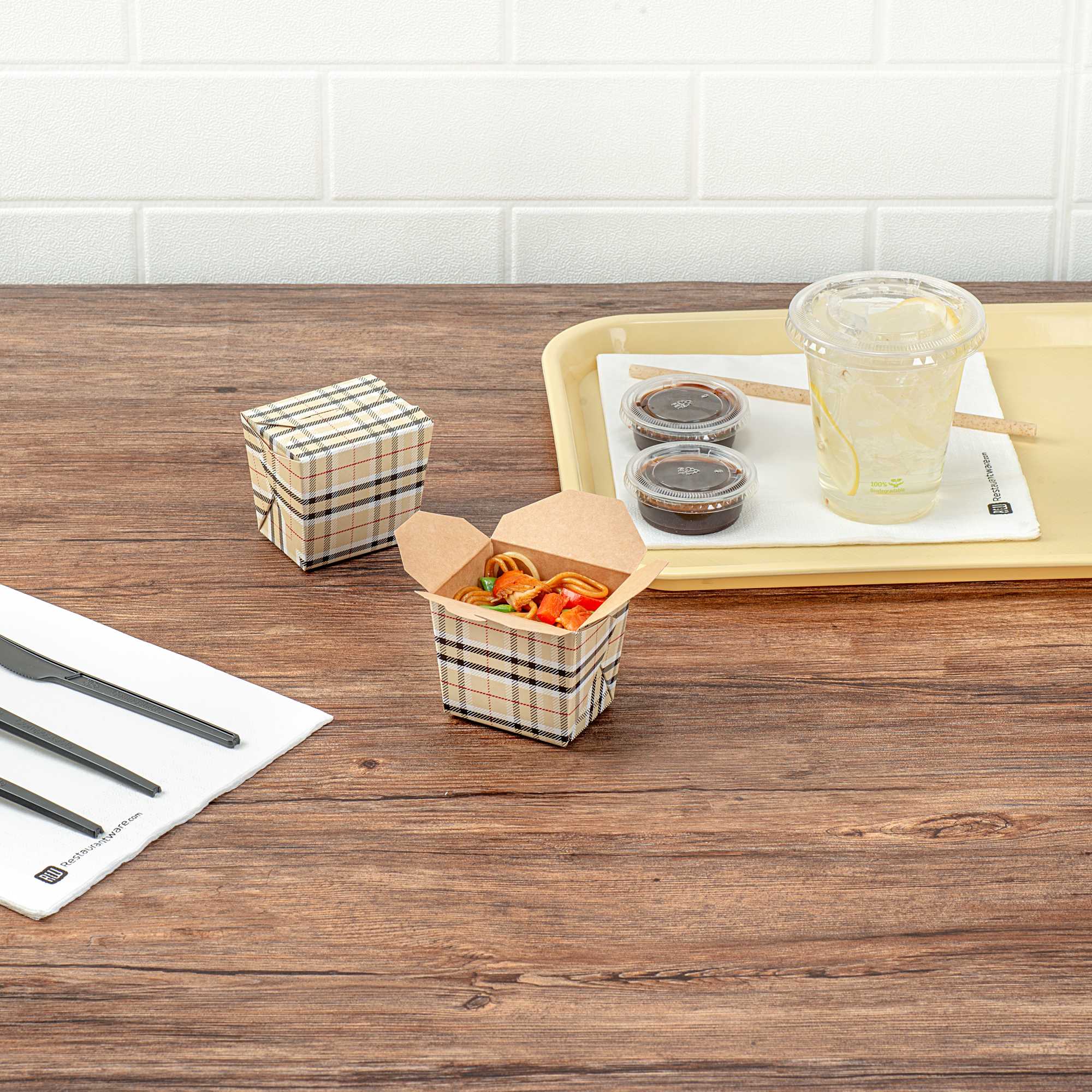 Bio Tek 8 oz Square Plaid Paper Noodle Take Out Container - 2 3/4" x 2 1/4" x 2 1/2" - 200 count box