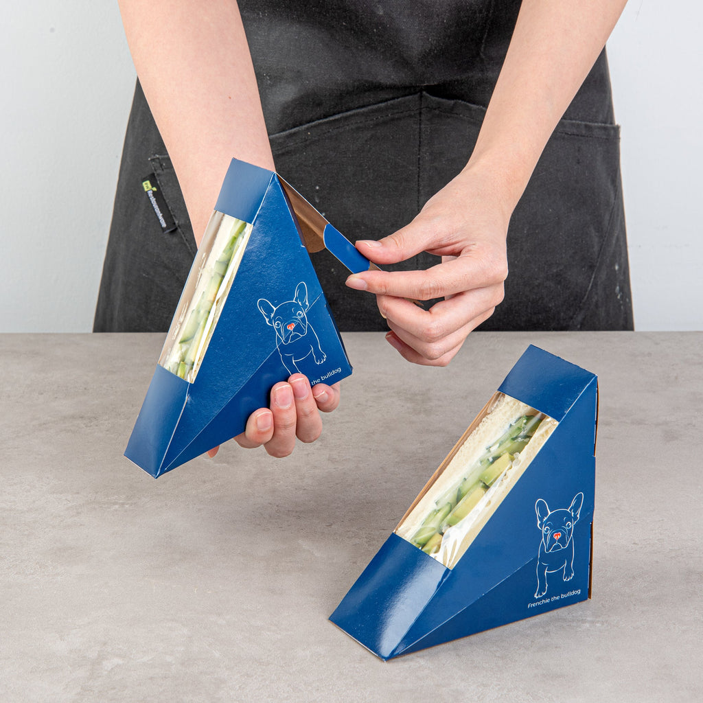 Cafe Vision Triangle Frenchie Paper Small Sandwich Box - 4 3/4" x 4 3/4" x 2" - 25 count box