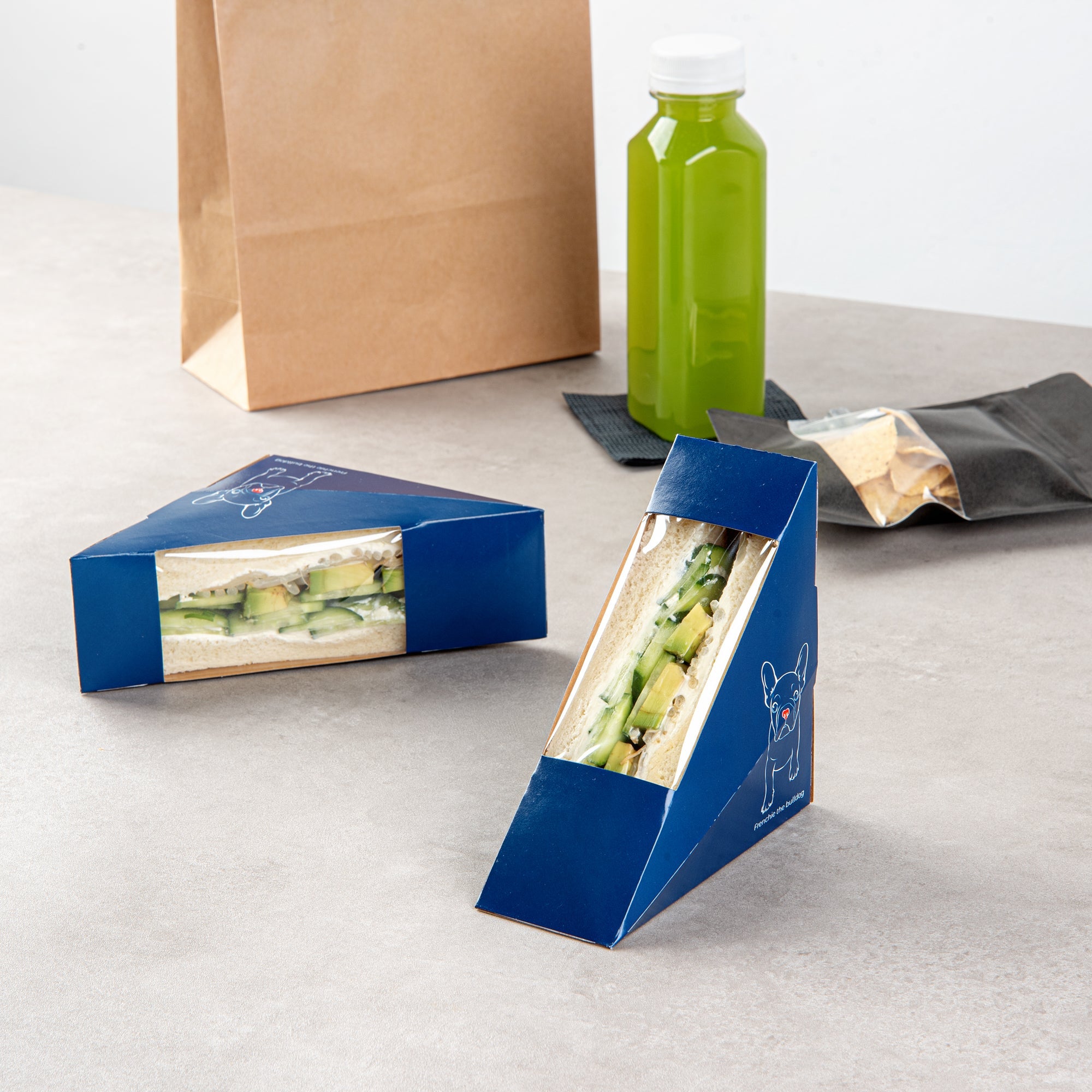 Cafe Vision Triangle Frenchie Paper Small Sandwich Box - 4 3/4" x 4 3/4" x 2" - 200 count box