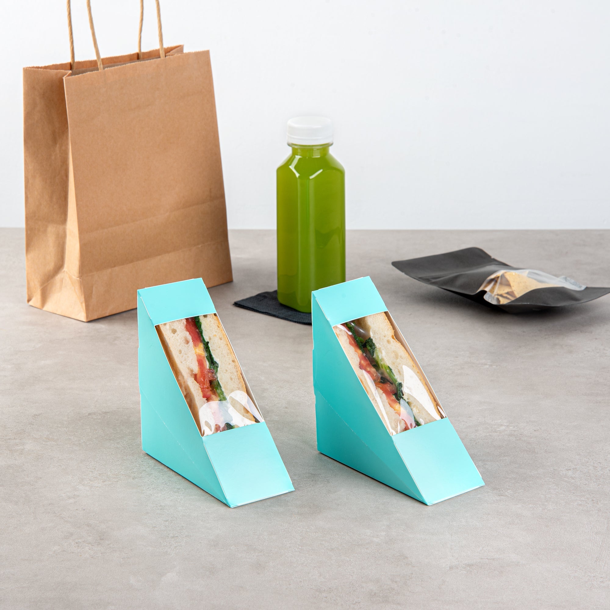 Cafe Vision Triangle Turquoise Paper Small Sandwich Box - 4 3/4" x 4 3/4" x 2" - 25 count box
