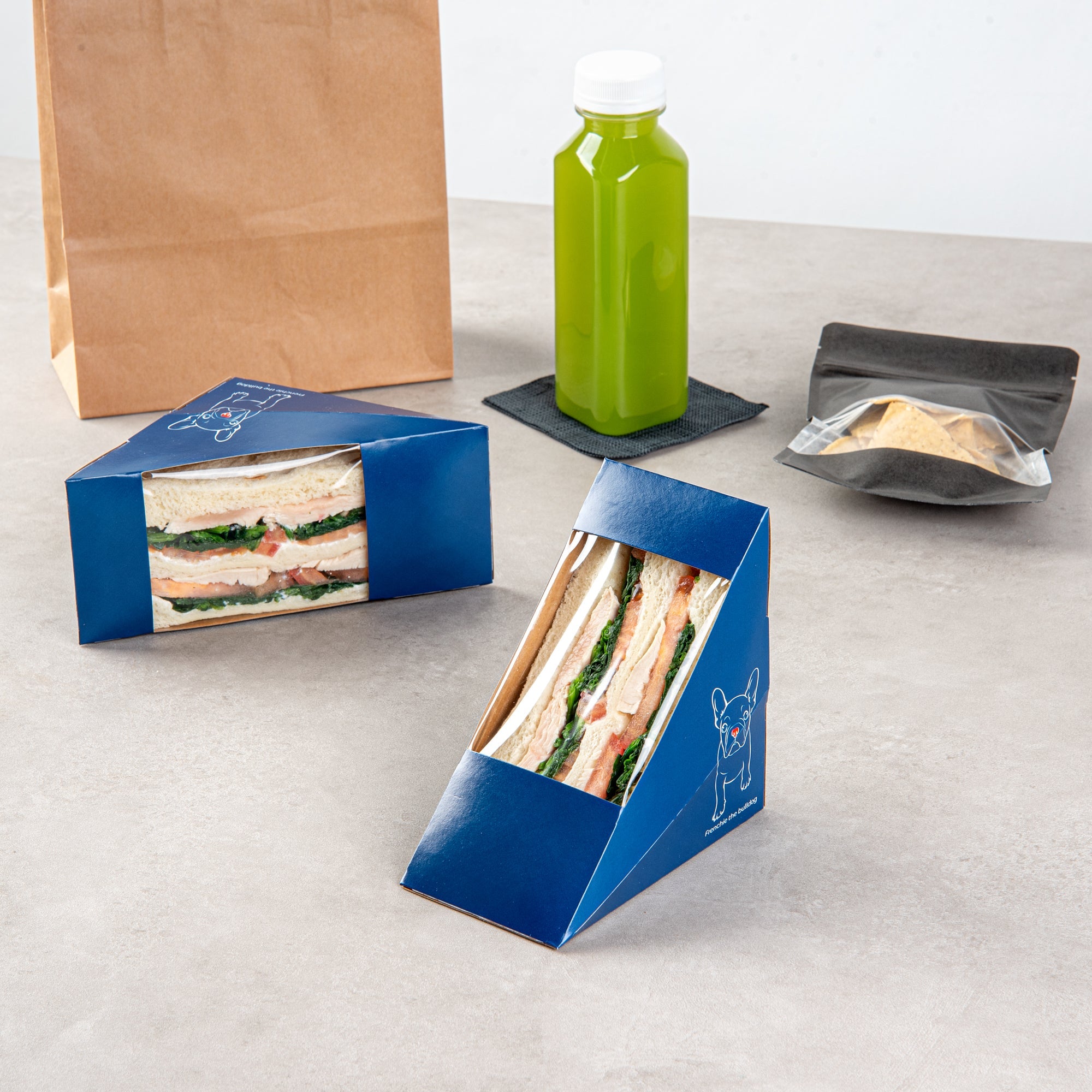 Cafe Vision Triangle Frenchie Paper Medium Sandwich Box - 4 3/4" x 4 3/4" x 2 3/4" - 25 count box