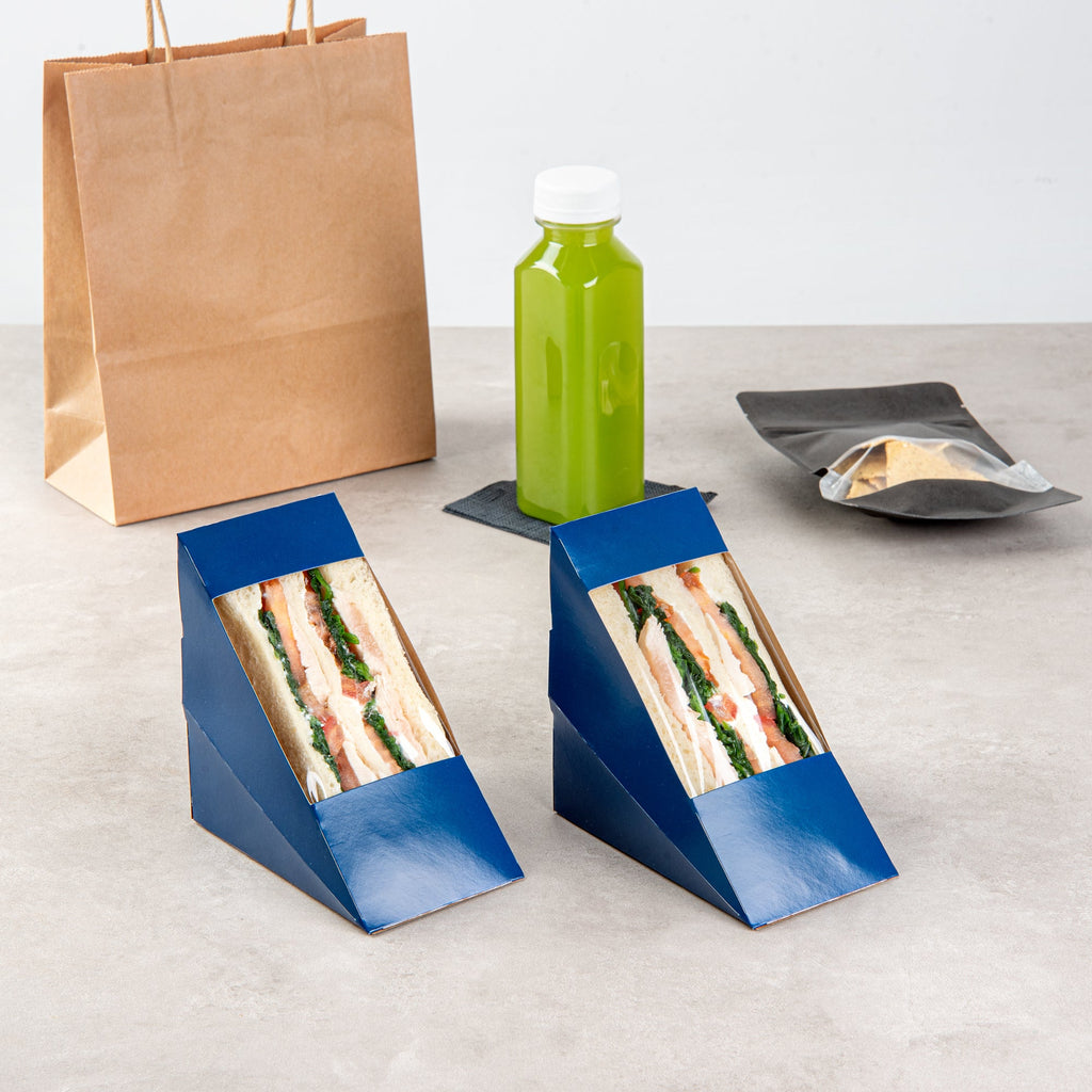 Cafe Vision Triangle Frenchie Paper Medium Sandwich Box - 4 3/4" x 4 3/4" x 2 3/4" - 200 count box
