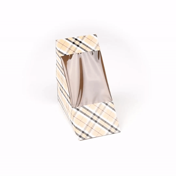 Cafe Vision Triangle Plaid Paper Medium Sandwich Box - 4 3/4" x 4 3/4" x 2 3/4" - 200 count box