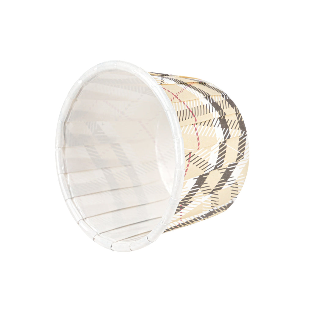 Panificio 2 oz Round Plaid Paper Medium Baking Cup - Pleated - 2 1/4" x 2 1/4" x 1 1/2" - 200 count box
