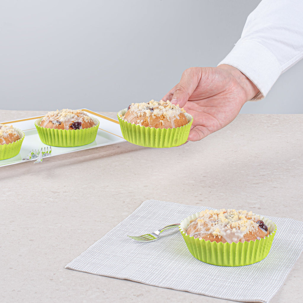 Panificio 4 oz Round Eco Green Paper Baking Cup - Ridged - 3 1/2" x 3 1/2" x 1" - 200 count box