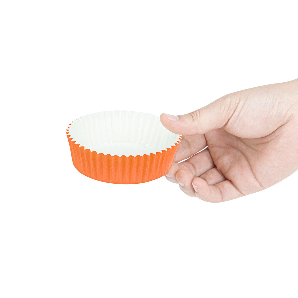 Panificio 4 oz Round Tangerine Orange Paper Baking Cup - Ridged - 3 1/2" x 3 1/2" x 1" - 200 count box