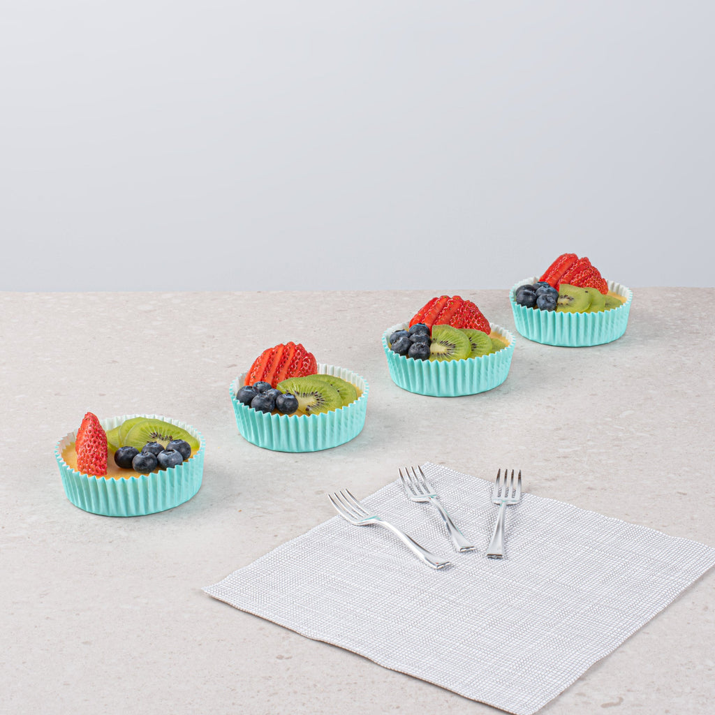 Panificio 4 oz Round Turquoise Paper Baking Cup - Ridged - 3 1/2" x 3 1/2" x 1" - 200 count box