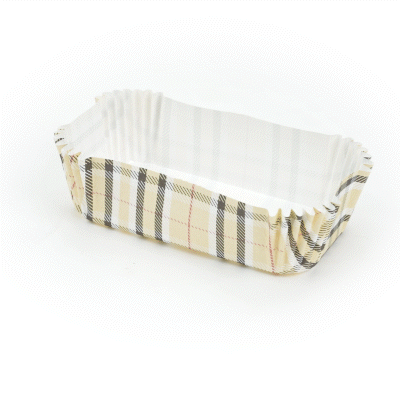 Panificio 5 oz Elliptical Plaid Paper Large Baking Cup - Ridged - 4 1/2" x 2 1/2" x 1 1/4" - 200 count box