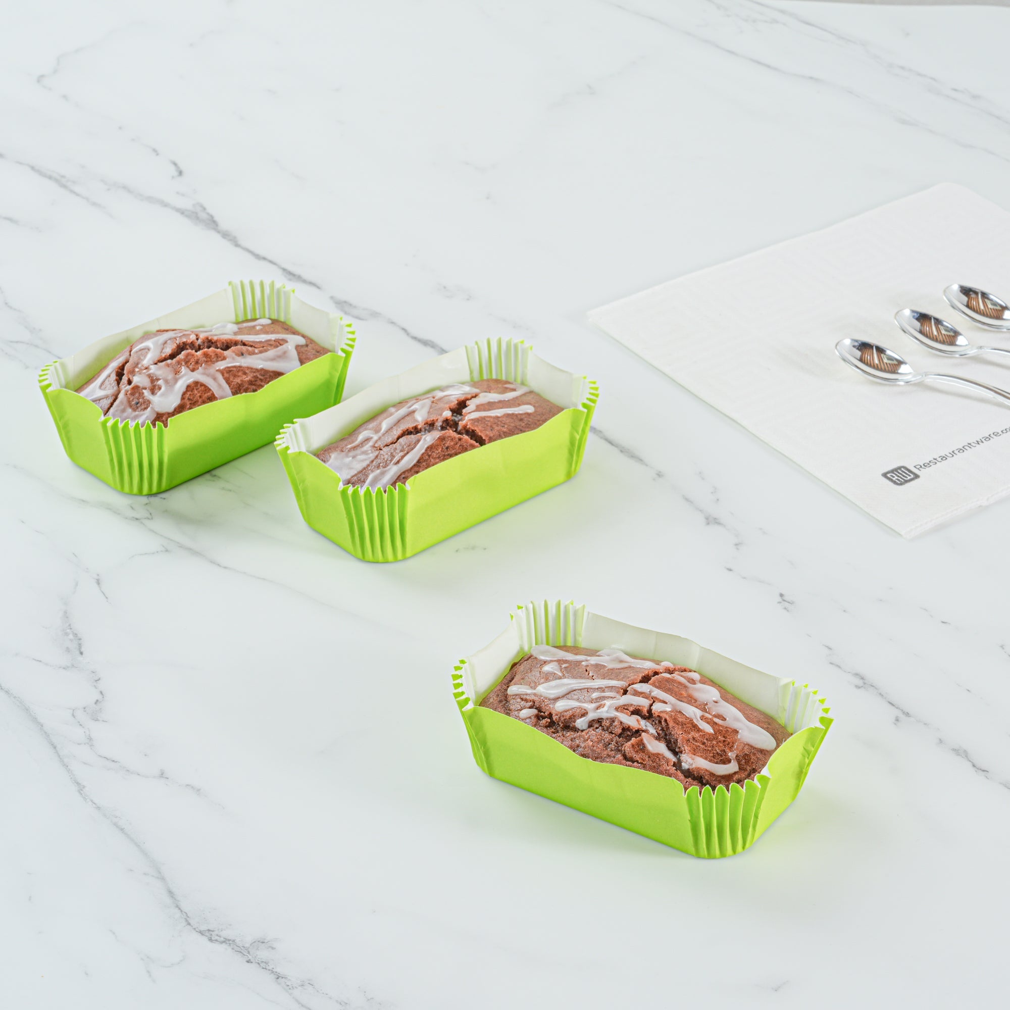 Panificio 5 oz Elliptical Eco Green Paper Large Baking Cup - Ridged - 4 1/2" x 2 1/2" x 1 1/4" - 200 count box