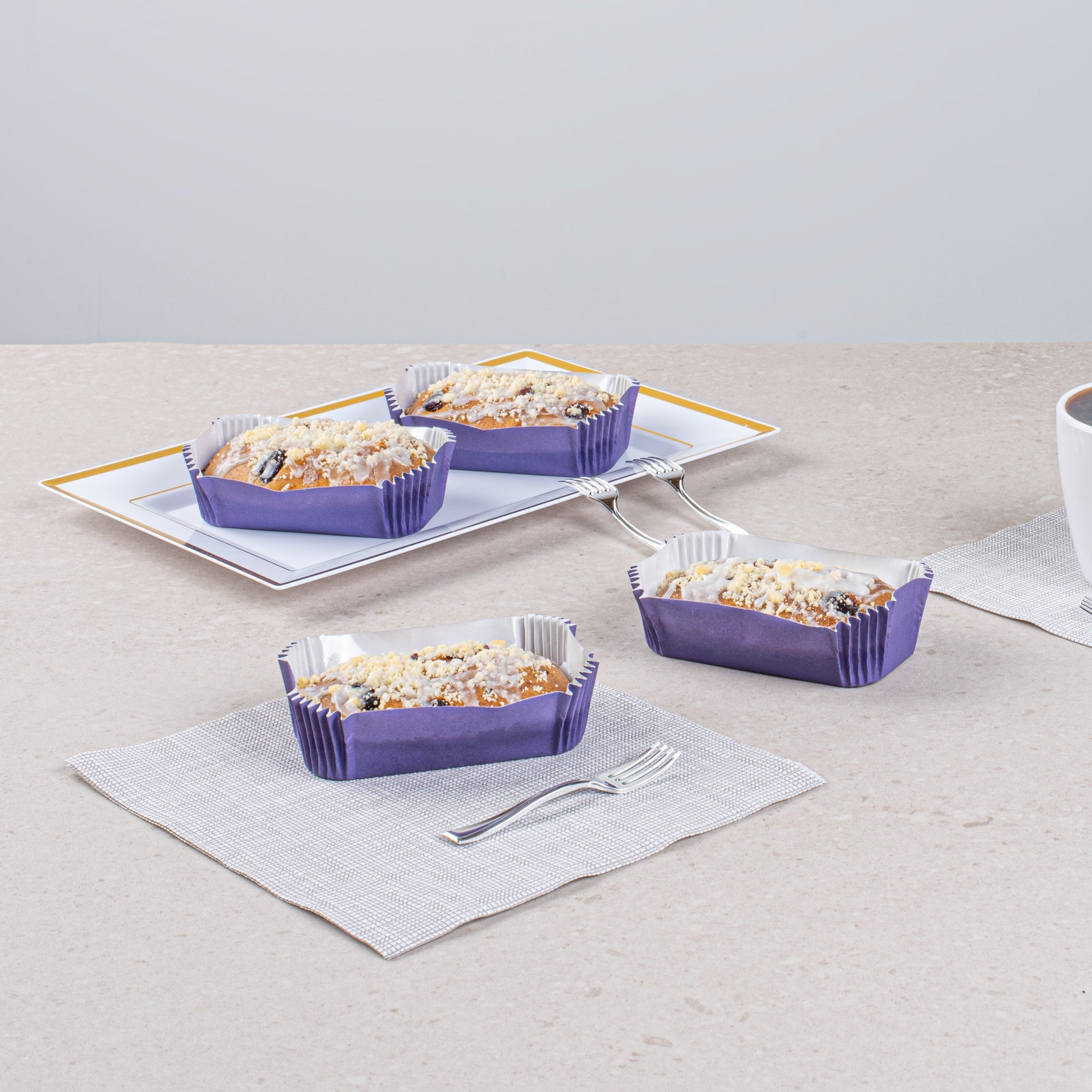 Panificio 5 oz Elliptical Purple Paper Large Baking Cup - Ridged - 4 1/2" x 2 1/2" x 1 1/4" - 200 count box
