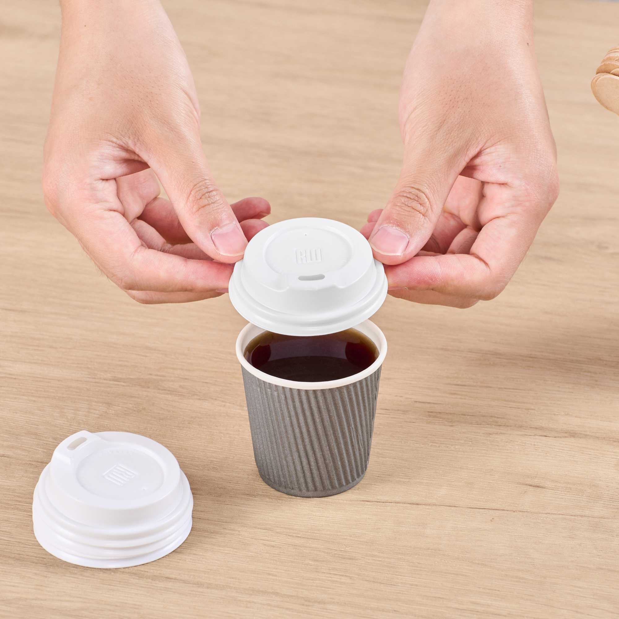 Restpresso White Plastic Coffee Cup Lid - Fits 4 oz - 2 1/2" x 2 1/2" x 1/2" - 25 count box