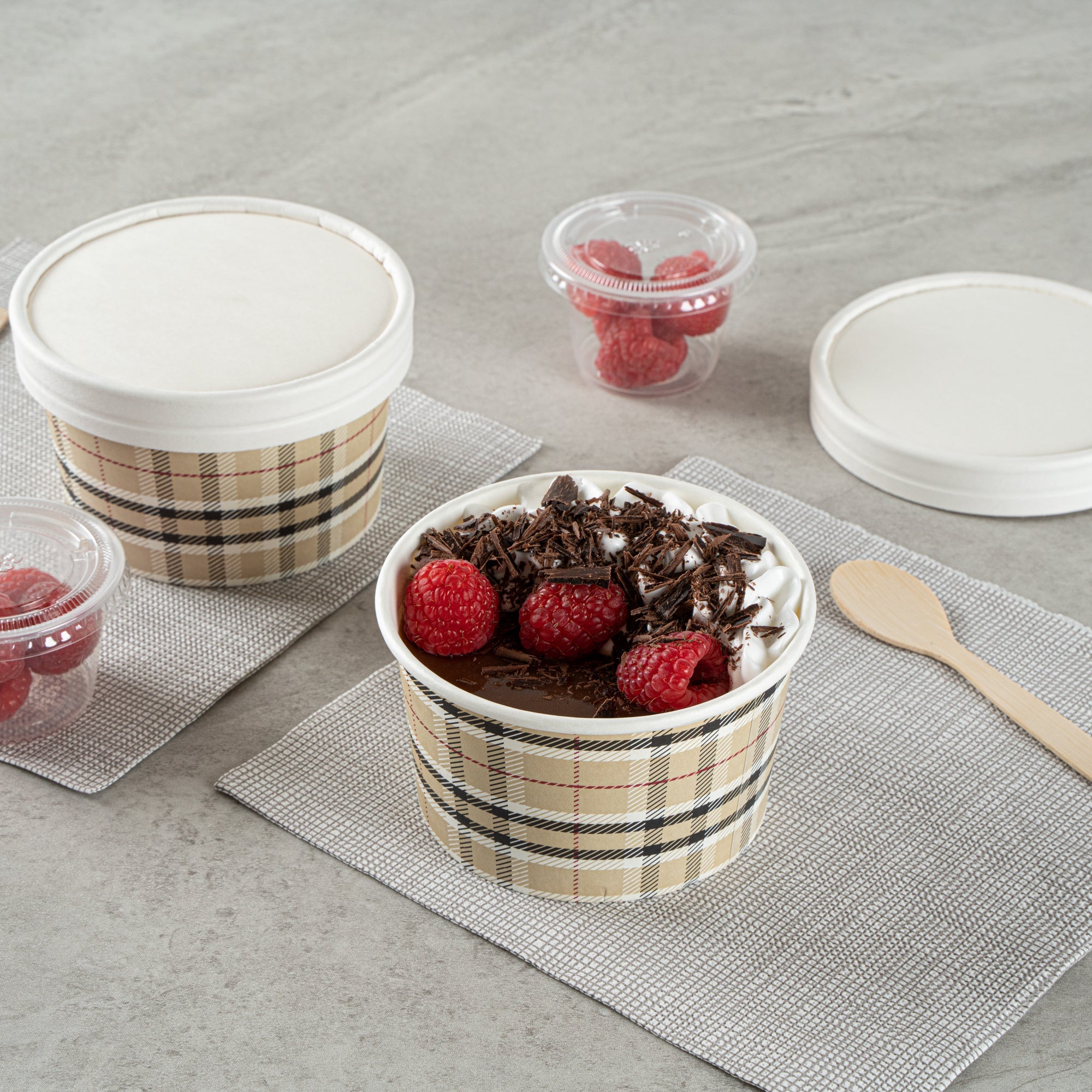 Coppetta 12 oz Round Plaid Paper To Go Cup - 4" x 4" x 2 1/4" - 50 count box