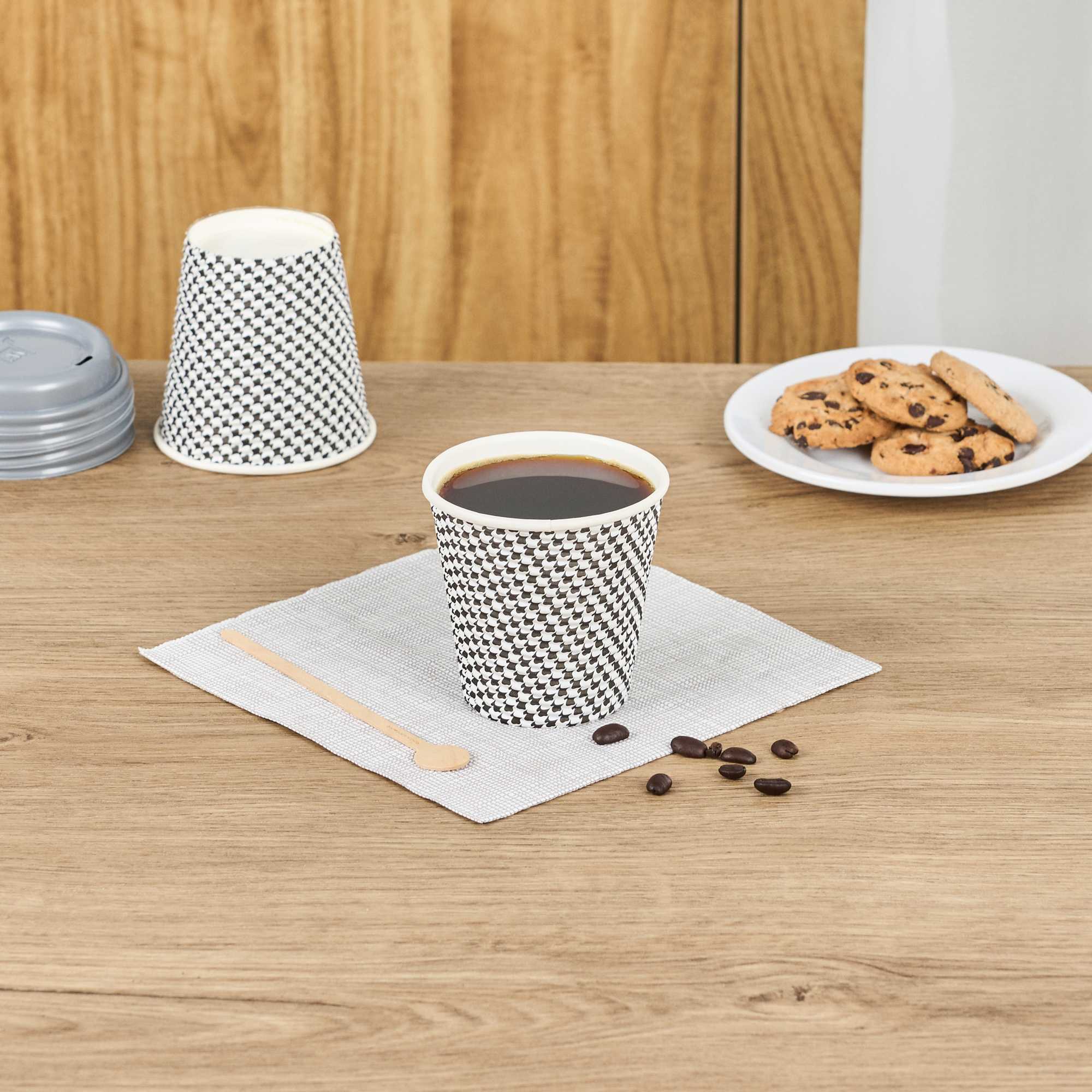 Restpresso 8 oz Houndstooth Paper Coffee Cup - Spiral Wall, Houndstooth - 3 1/2" x 3 1/2" x 3 1/4" - 500 count box