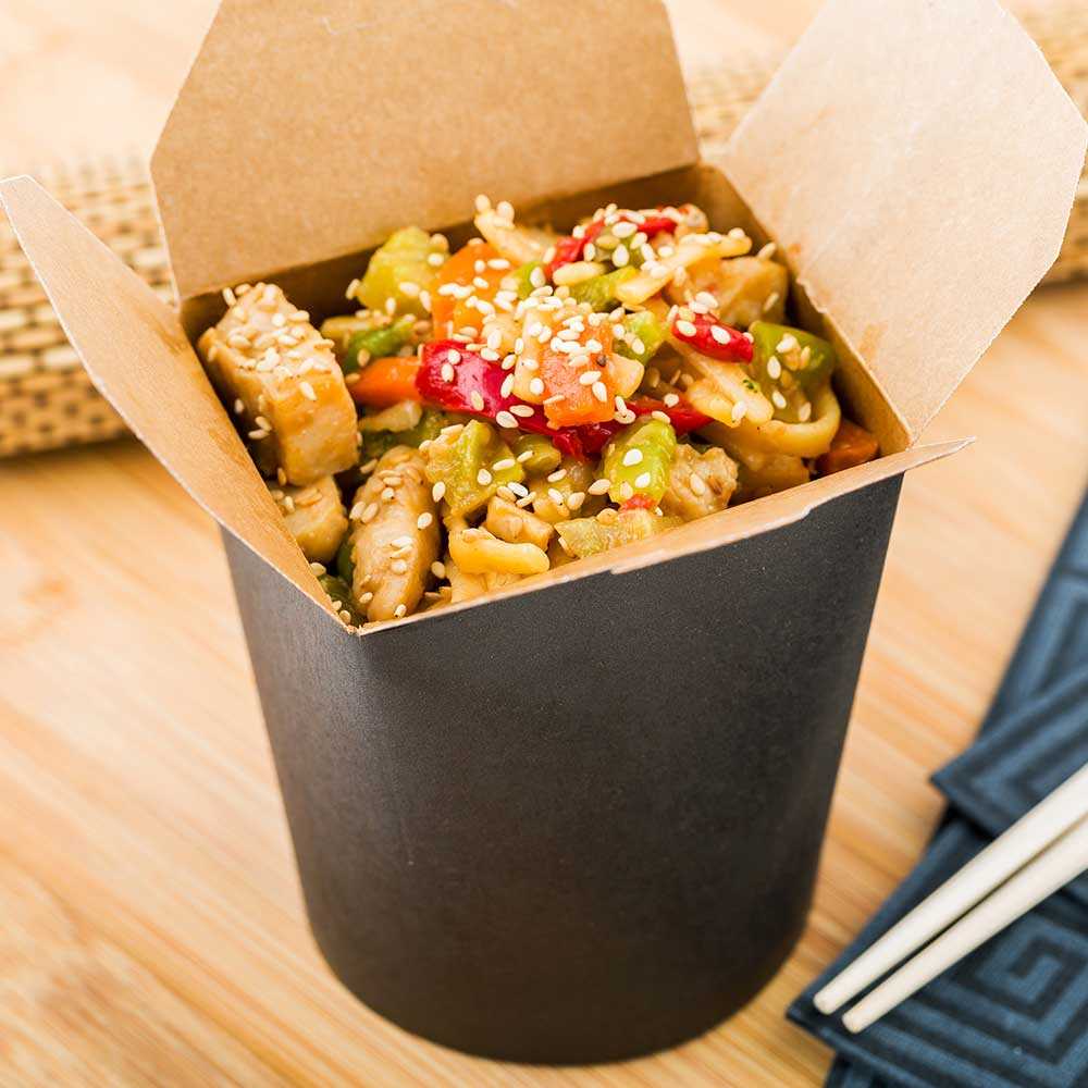 Bio Tek 16 oz Round Black Paper Noodle Take Out Container - 3 1/4" x 3" x 4" - 200 count box