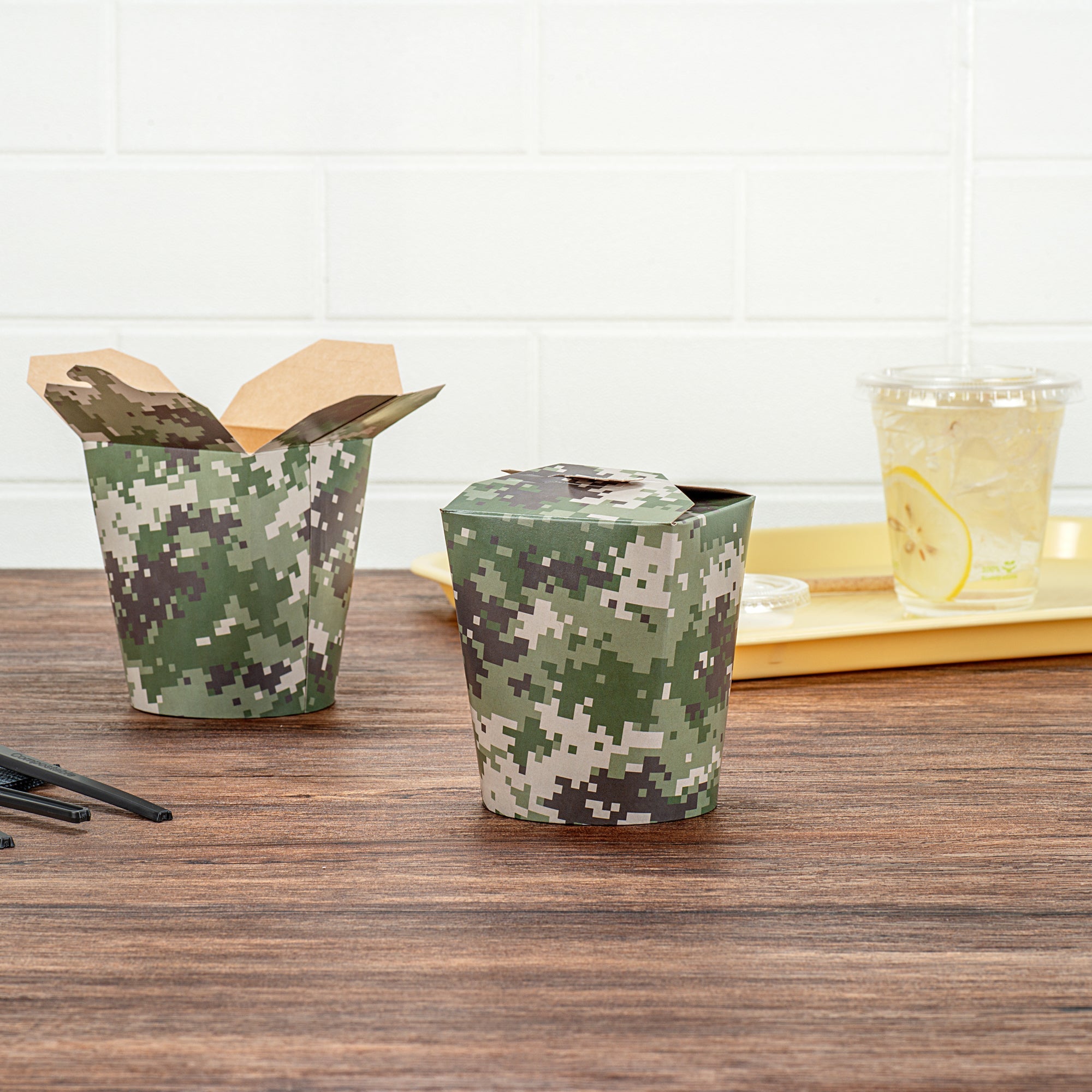 Bio Tek 16 oz Round Camouflage Paper Noodle Take Out Container - 3 1/4" x 3" x 4" - 200 count box