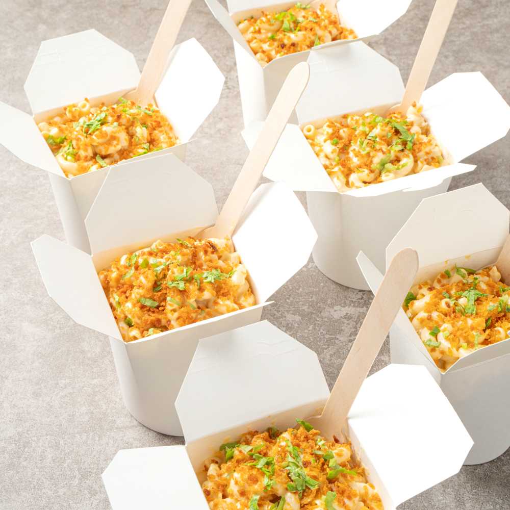 Bio Tek 16 oz Round White Paper Noodle Take Out Container - 3 1/4" x 3" x 4" - 50 count box