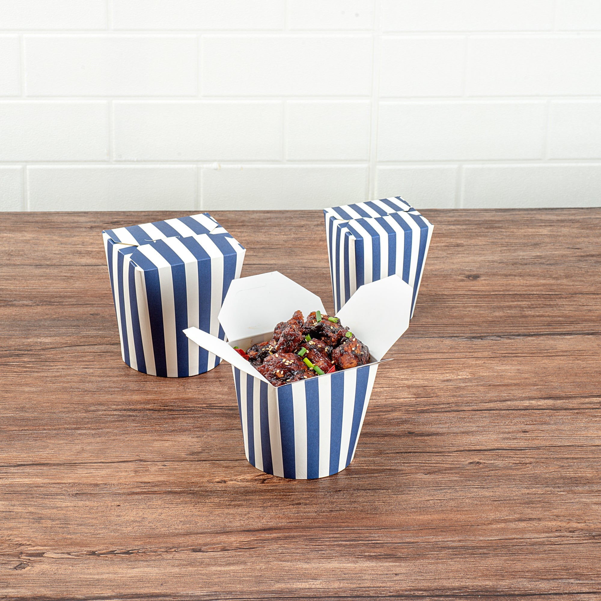 Bio Tek 26 oz Round Blue and White Stripe Paper Noodle Take Out Container - 4" x 3 1/2" x 3 3/4" - 50 count box