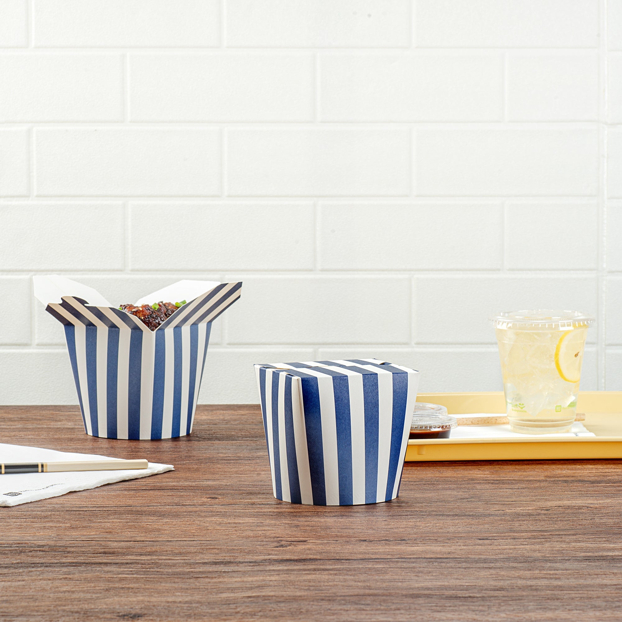 Bio Tek 26 oz Round Blue and White Stripe Paper Noodle Take Out Container - 4" x 3 1/2" x 3 3/4" - 200 count box