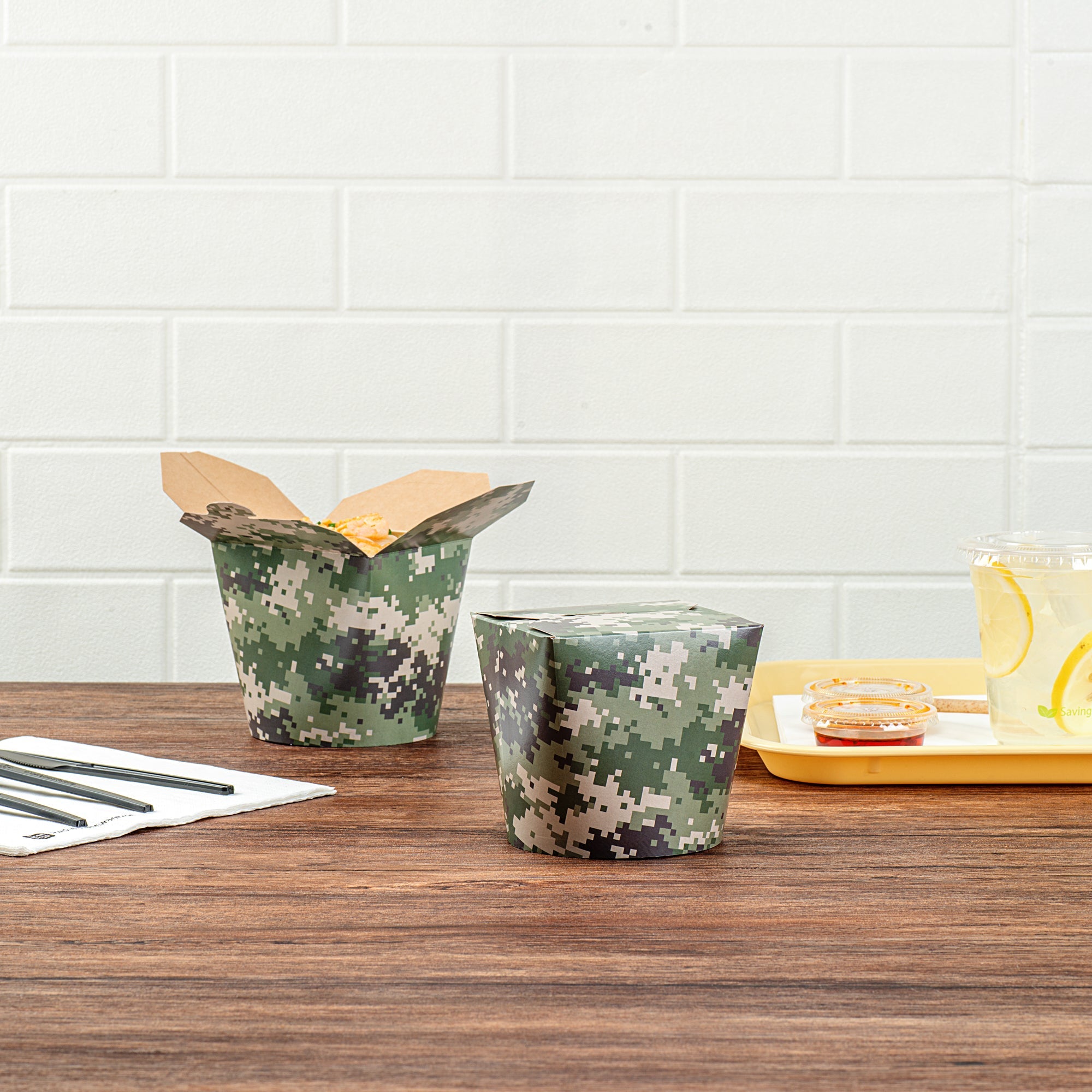 Bio Tek 26 oz Round Camouflage Paper Noodle Take Out Container - 4" x 3 1/2" x 3 3/4" - 50 count box