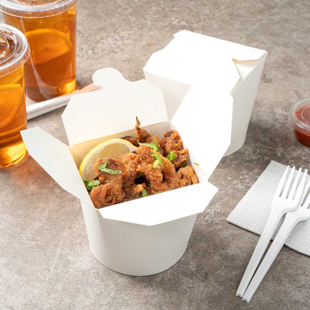 Bio Tek 26 oz Round White Paper Noodle Take Out Container - 4" x 3 1/2" x 3 3/4" - 50 count box