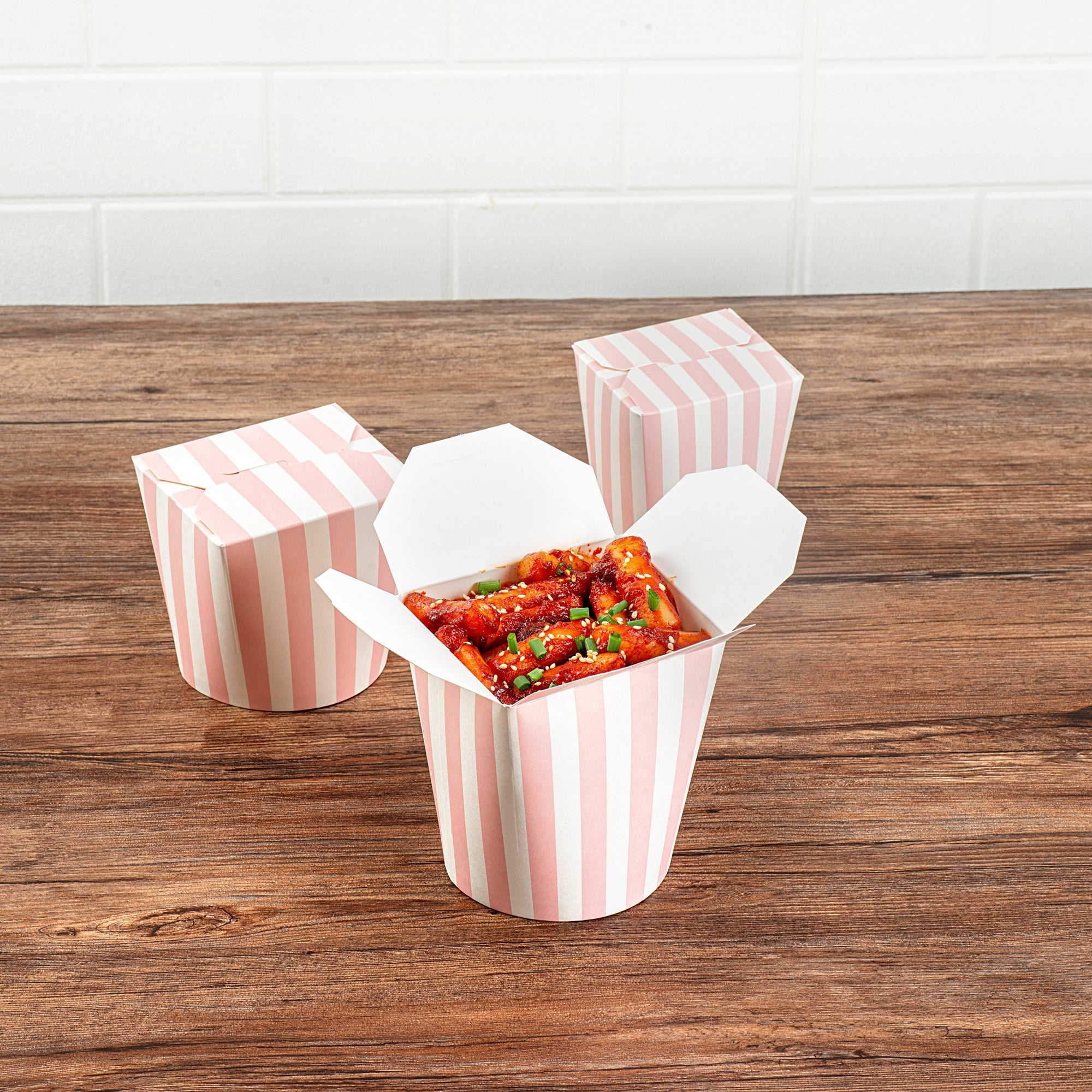 Bio Tek 32 oz Round Pink and White Stripe Paper Noodle Take Out Container - 4" x 3 1/2" x 4 1/2" - 200 count box