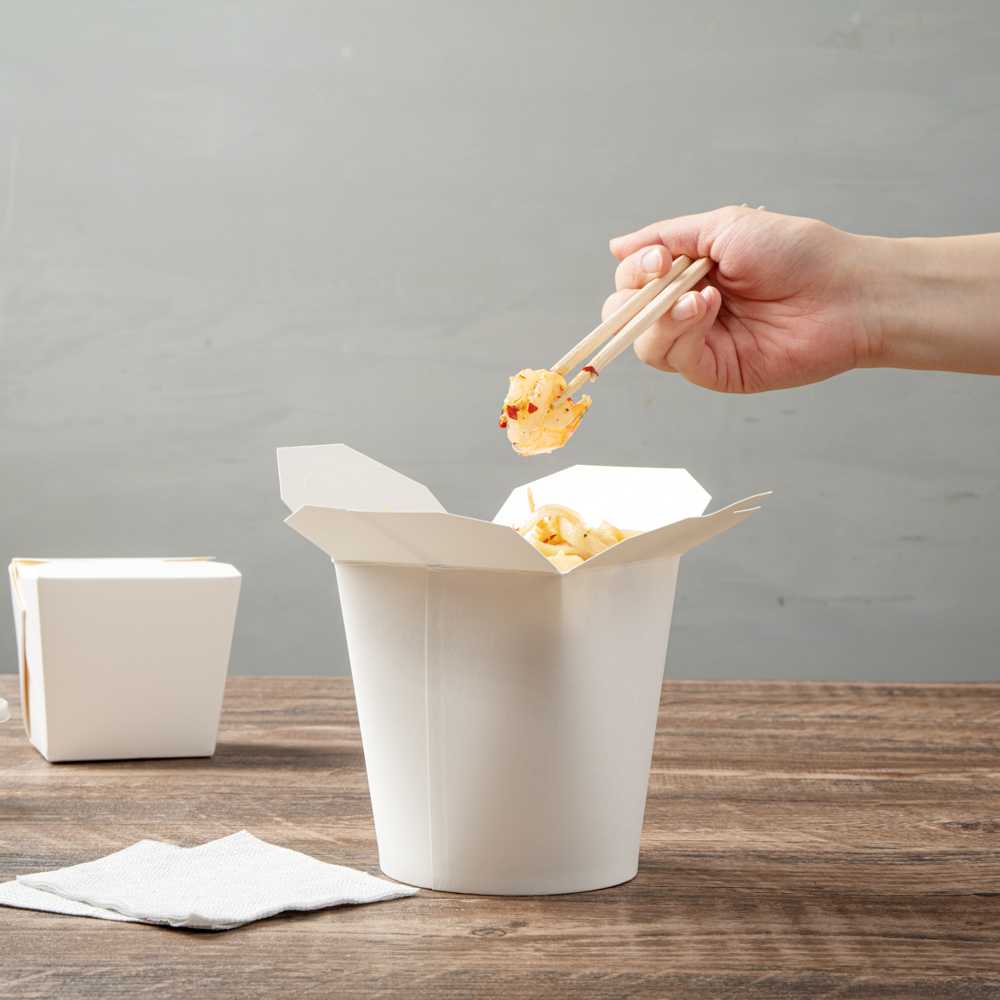Bio Tek 32 oz Round White Paper Noodle Take Out Container - 4" x 3 1/2" x 4 1/2" - 50 count box