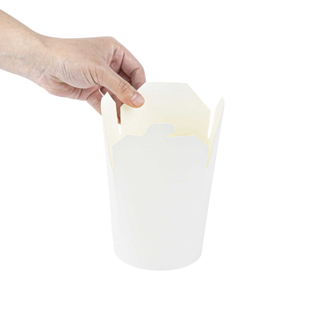 Bio Tek 32 oz Round White Paper Noodle Take Out Container - 4" x 3 1/2" x 4 1/2" - 200 count box