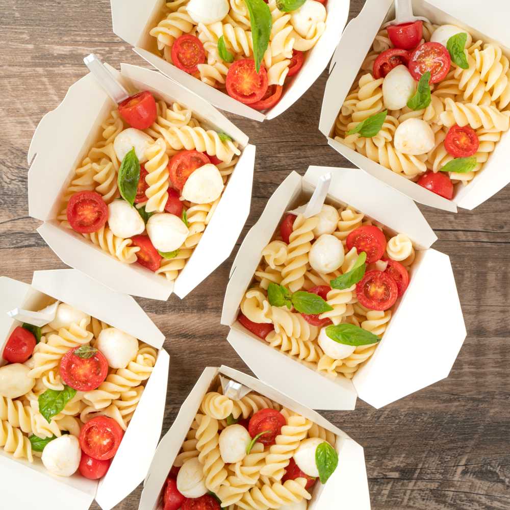 Bio Tek 26 oz Square White Paper Noodle Take Out Container - 4" x 3 1/2" x 4" - 200 count box
