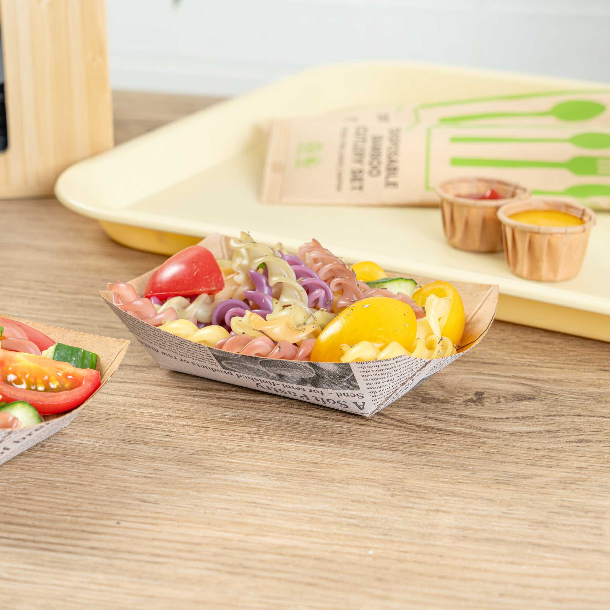 Bio Tek 4 oz Newsprint Paper #25 Food Tray / Boat - 3" x 2" x 1" - 50 count box