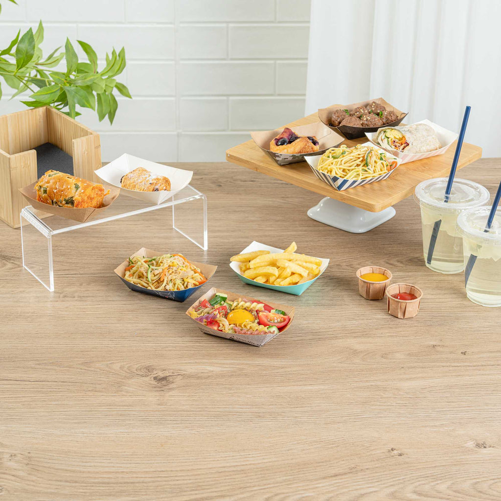 Bio Tek 4 oz White Paper #25 Food Tray / Boat - 3" x 2" x 1" - 50 count box