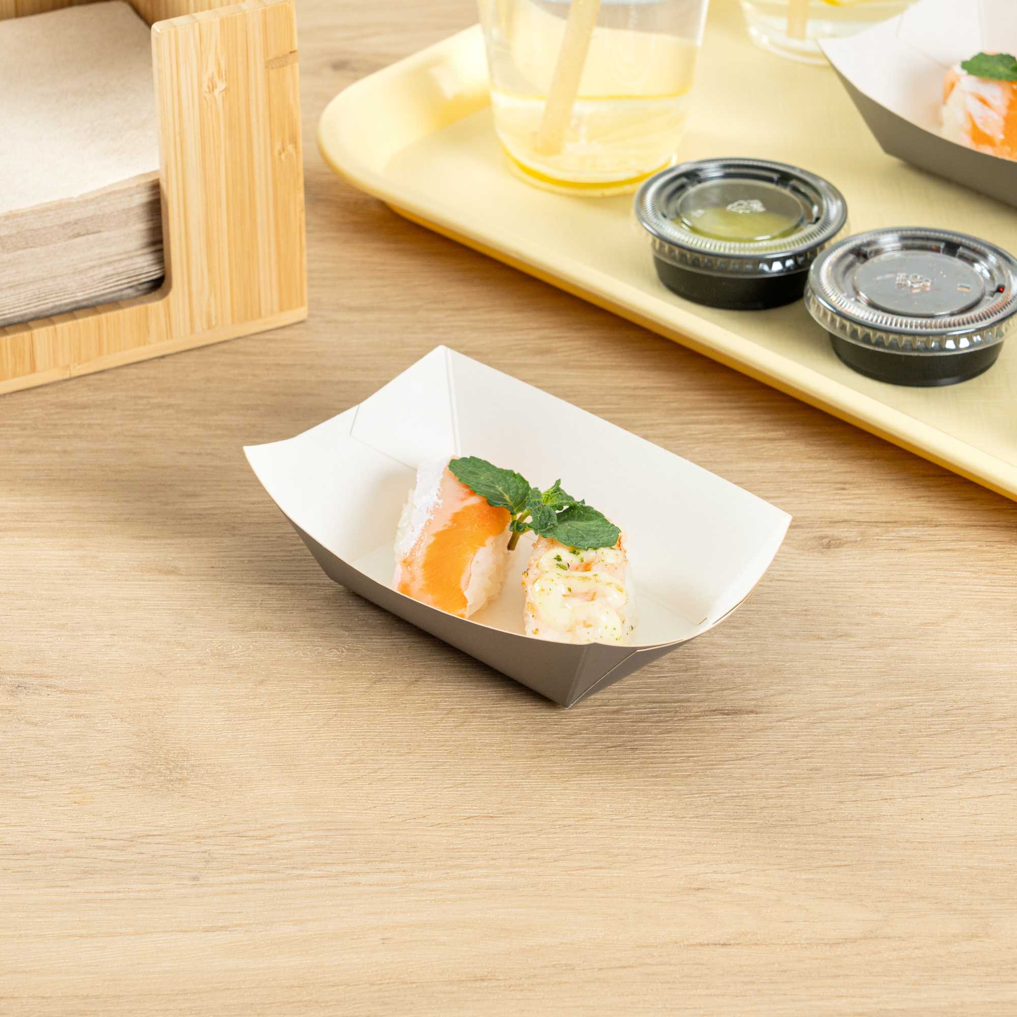 Bio Tek 6 oz Gray Paper #40 Food Tray / Boat - 5" x 4" x 1 1/2" - 400 count box